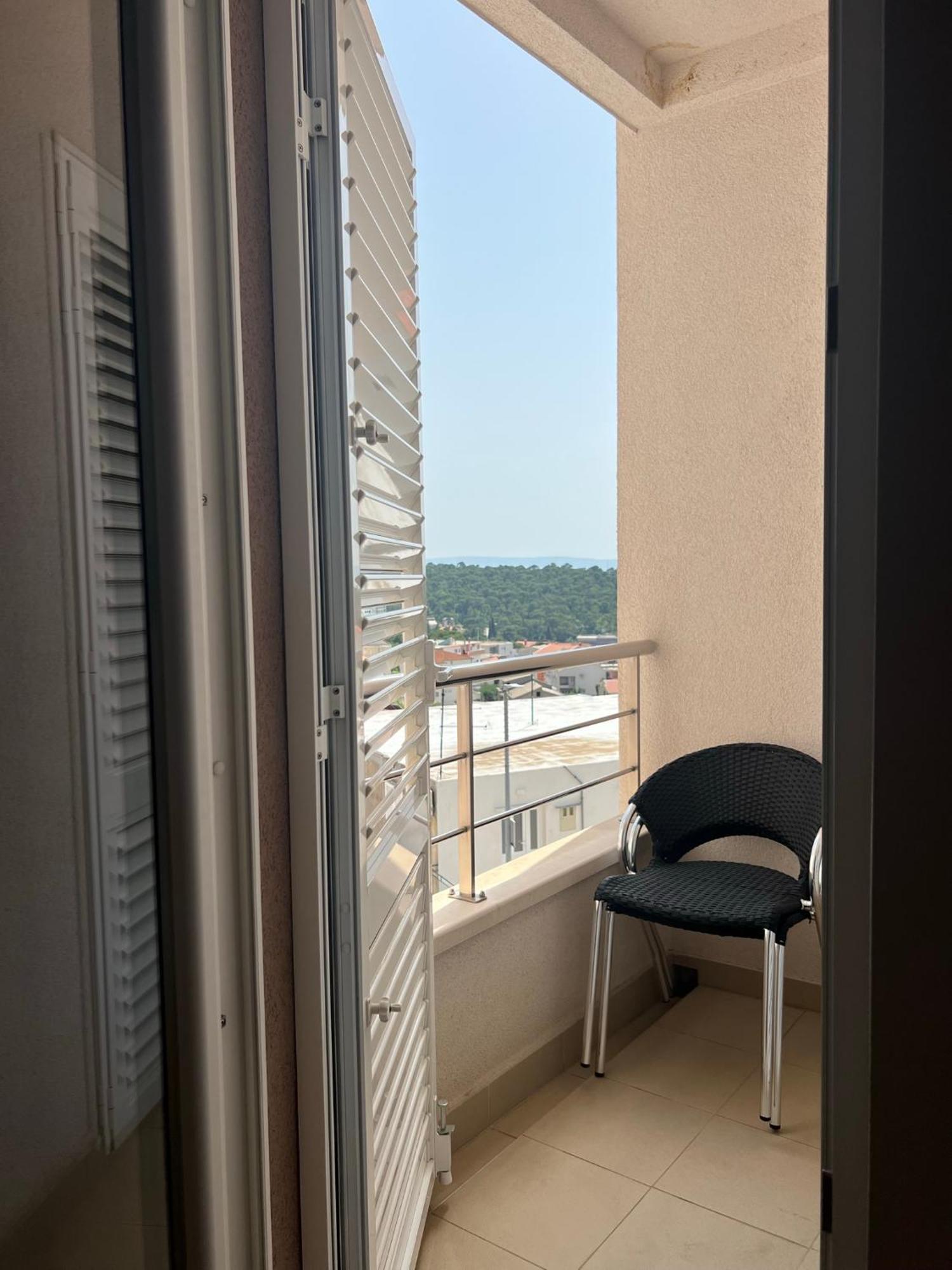 מאקרסקה Apartment Lucija - Cozy Flat In The City Center With A Sea View & Parking מראה חיצוני תמונה